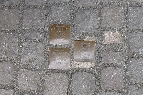 Stolpersteine Lange Strae 15