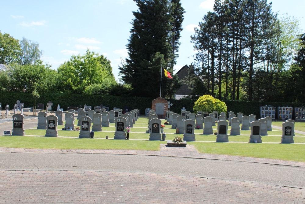 Belgian Graves Veterans Lummen Krekelstraat #1