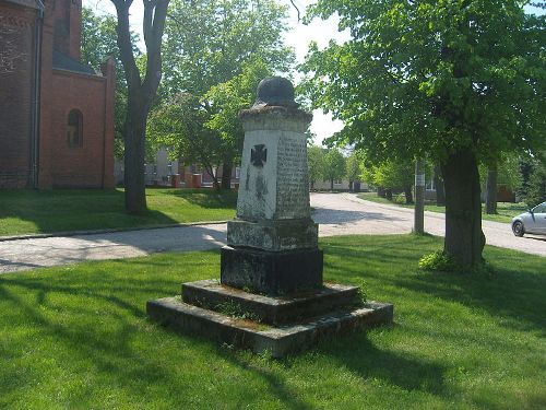 War Memorial Hinsdorf #1