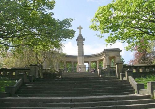 Oorlogsmonument Huddersfield #1