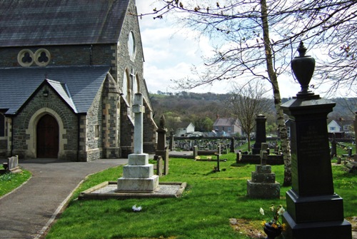 Oorlogsgraven van het Gemenebest St Cynog Churchyard #1