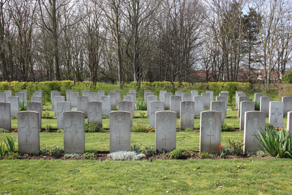 Commonwealth War Graves Oye-Plage #4
