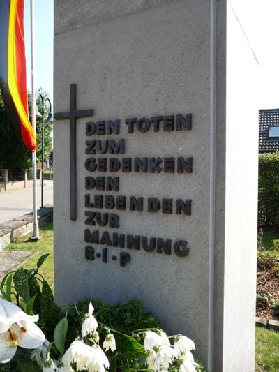 Oorlogsmonument Butzheim #3