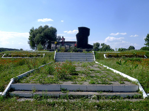War Memorial Tereshkivtsi #1