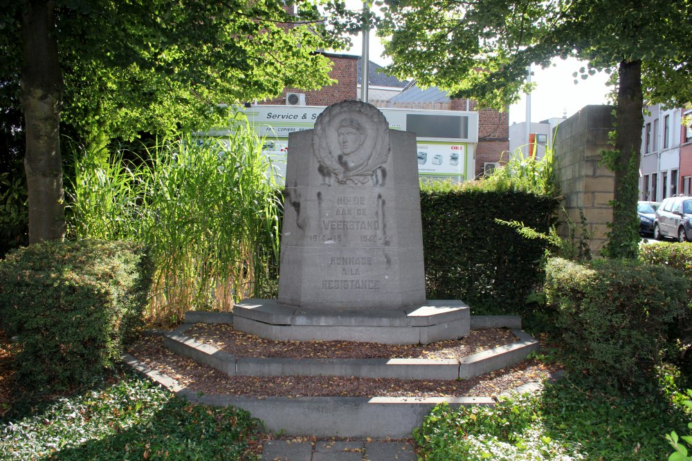 Monument van de Weerstand Halle #1