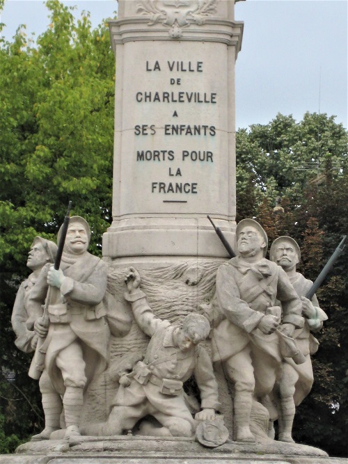 War Memorial Charleville #3