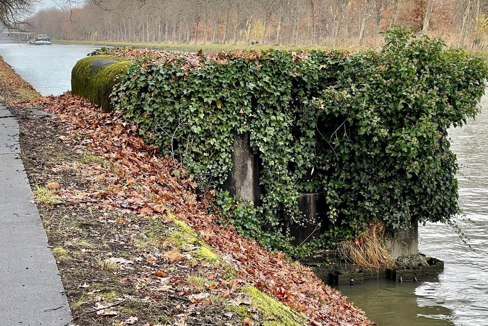 Bunker 20 Grensstelling Bocholt-Herentals Kanaal #2