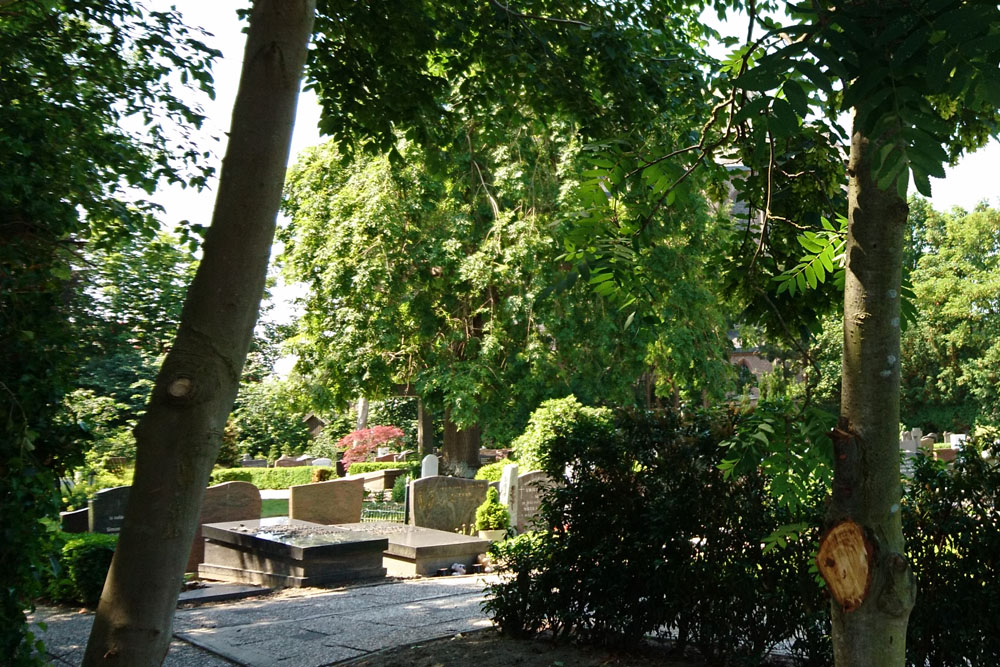 Dutch War Grave Catholic Cemetery #1