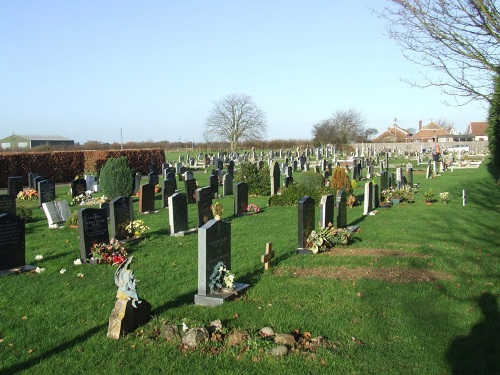 Commonwealth War Grave Tollesbury Cemetery