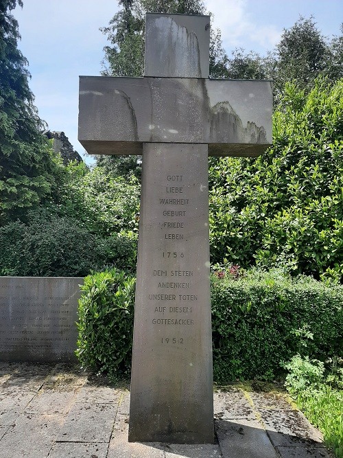 War Memorial Wolfert #4