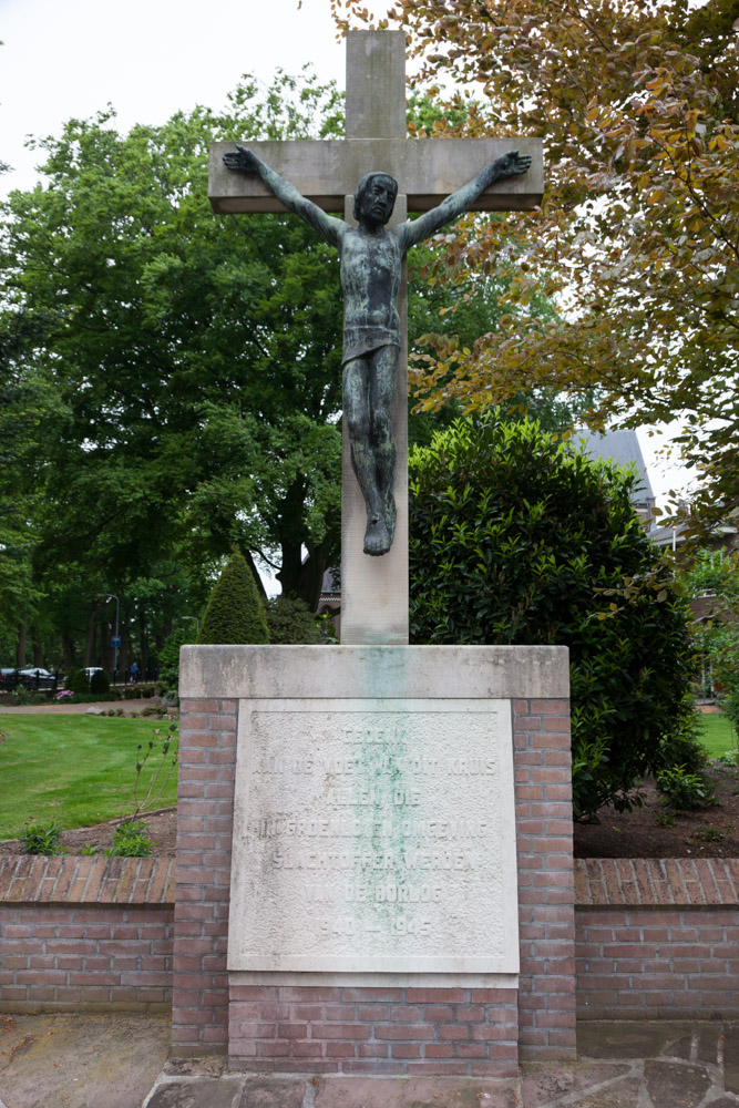 War Memorial Groenlo #2