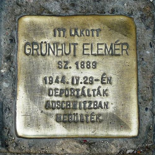 Stumbling Stone Deák Ferenc tér 2
