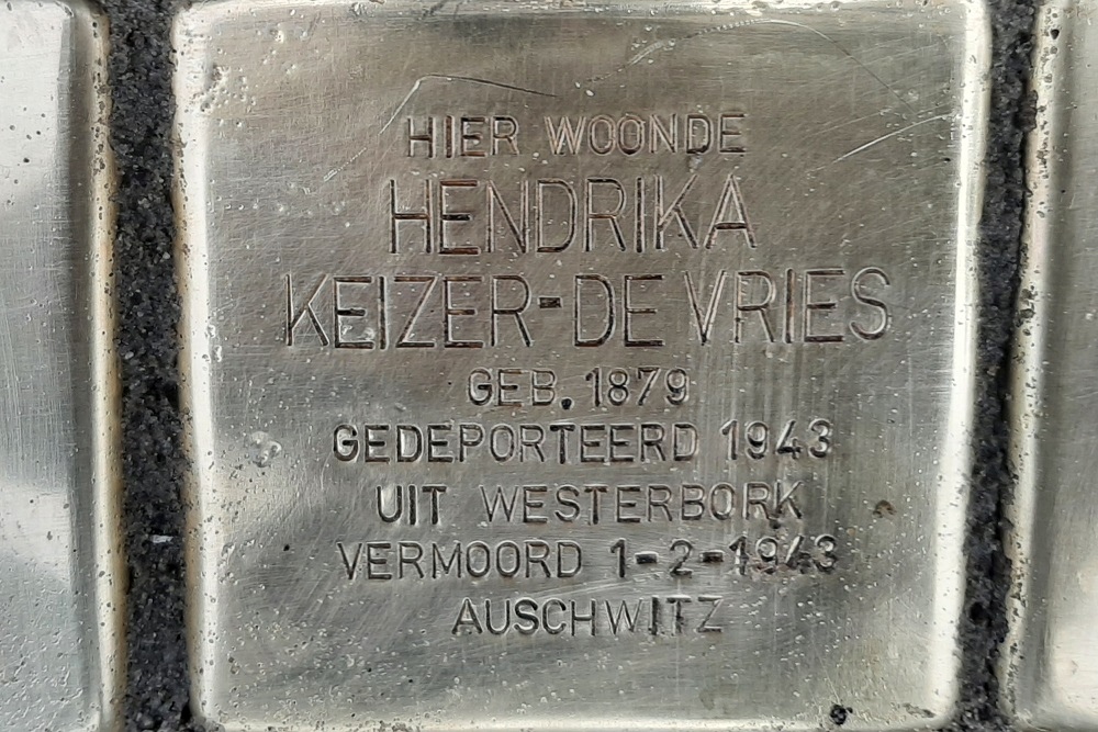 Stolpersteine Nolensstraat 17b #3