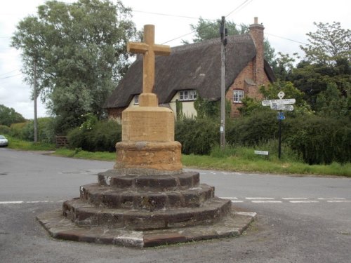 Oorlogsmonument Shapwick #1