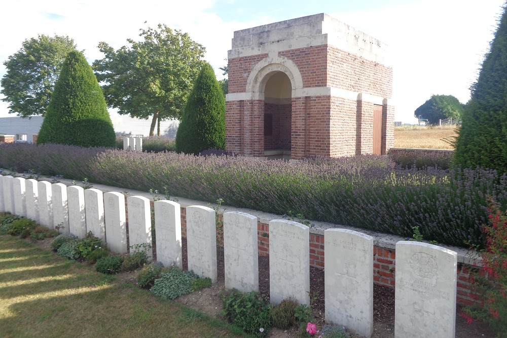 Commonwealth War Cemetery Bapaume Post #2