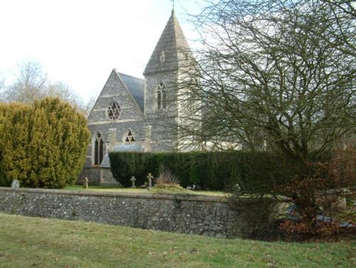 Commonwealth War Graves Cadley Churchyard #1