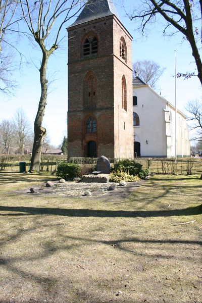 Oorlogsmonument Oosterhesselen #5