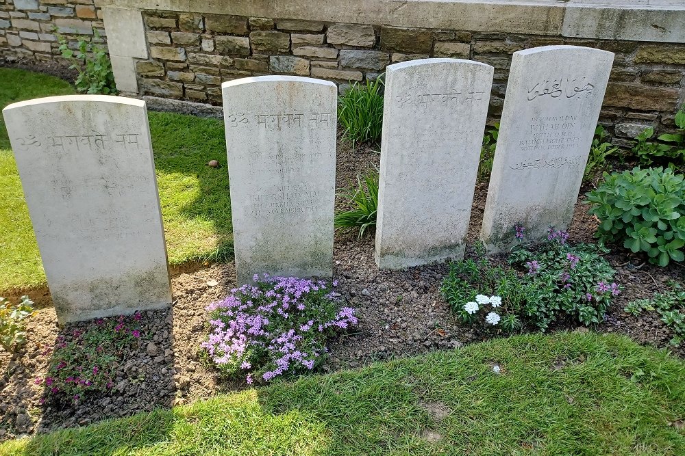 Indian War Graves St. Omer Souvenir Longuenesse