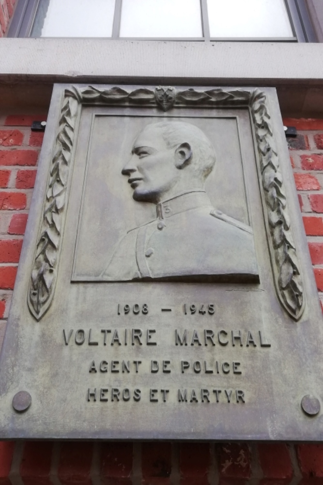 Memorials Police Station Charleroi #4