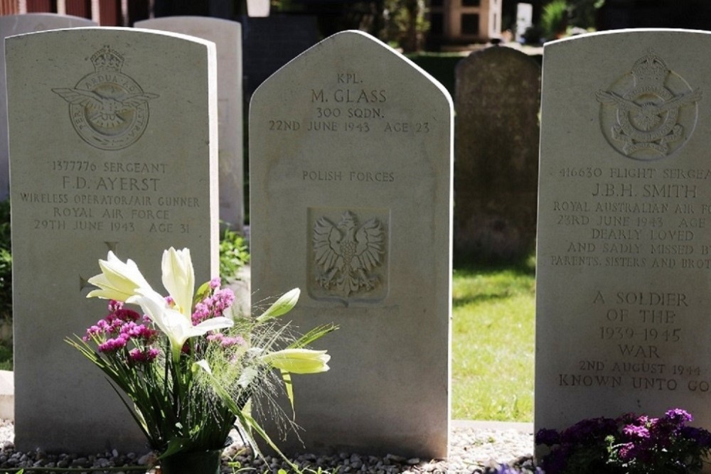 Polish War Grave Protestant Cemetery Castricum #1