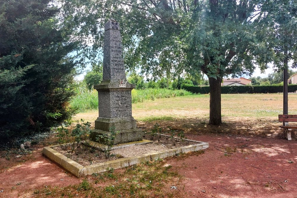 Monument Eerste Wereldoorlog Saint-Paul-d'Uzore #4