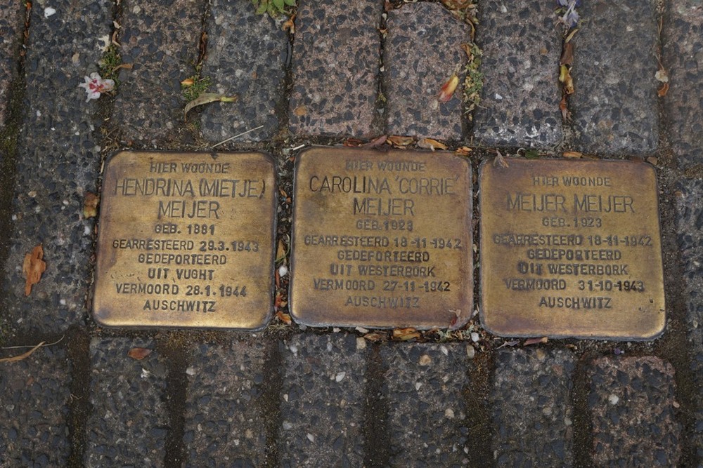 Stolpersteine Voorstad 6 #1