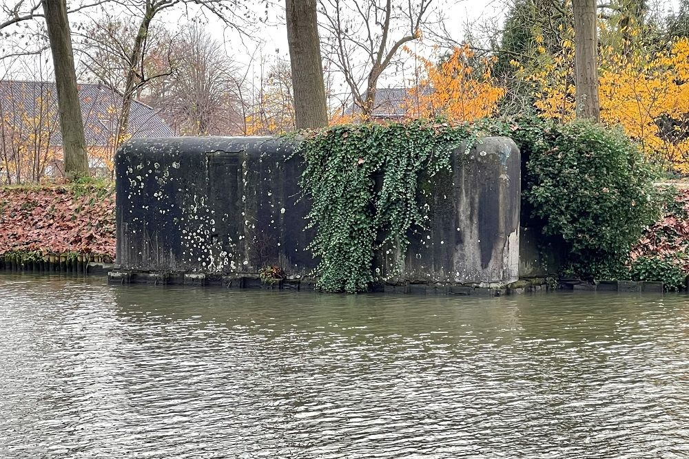 Bunker 17 Border Defence Bocholt-Herentals Canal #4