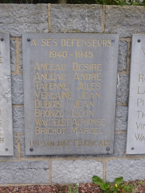 Memorials War Victims Doische #4