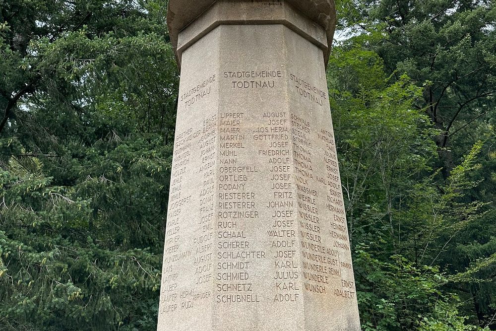 Oorlogsmonument Todtnau #4