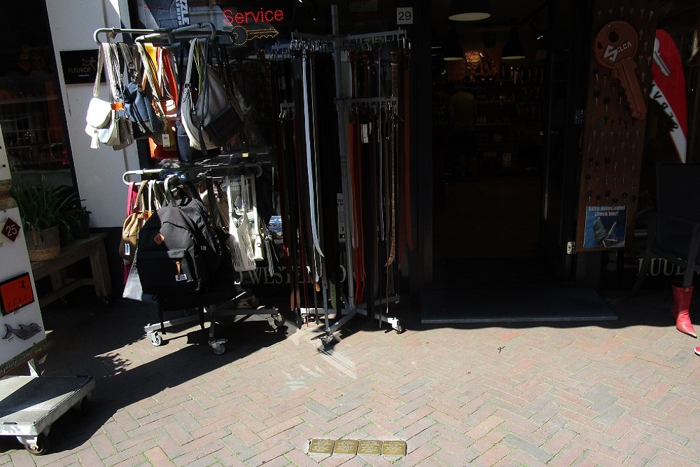 Stumbling Stones Korte Hengelosestraat 29 #4