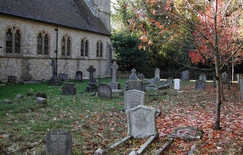 Oorlogsgraven van het Gemenebest St John the Baptist Churchyard