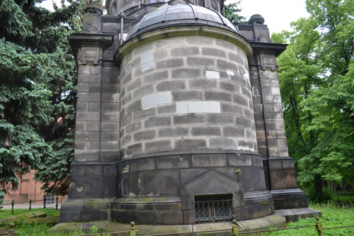 Bullet and Grenade Impacts Grave Memorials Georgen-Parochial-Friedhof II #1