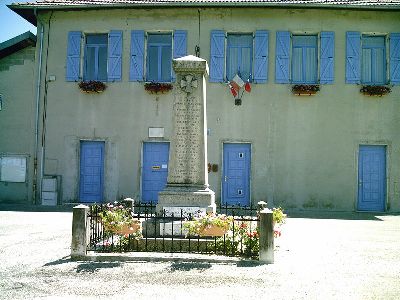 War Memorial Sonthonnax-la-Montagne