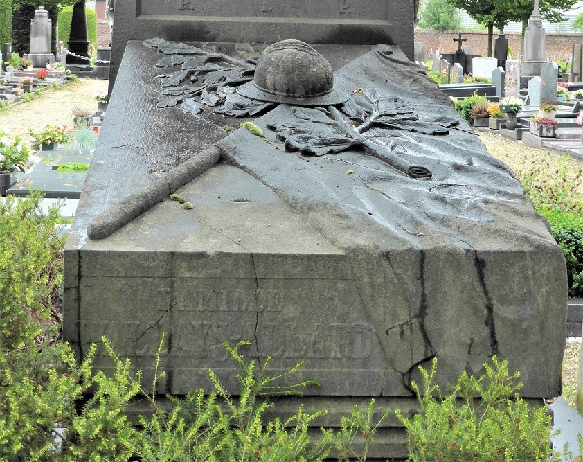 Belgian War Grave Kortrijk #3
