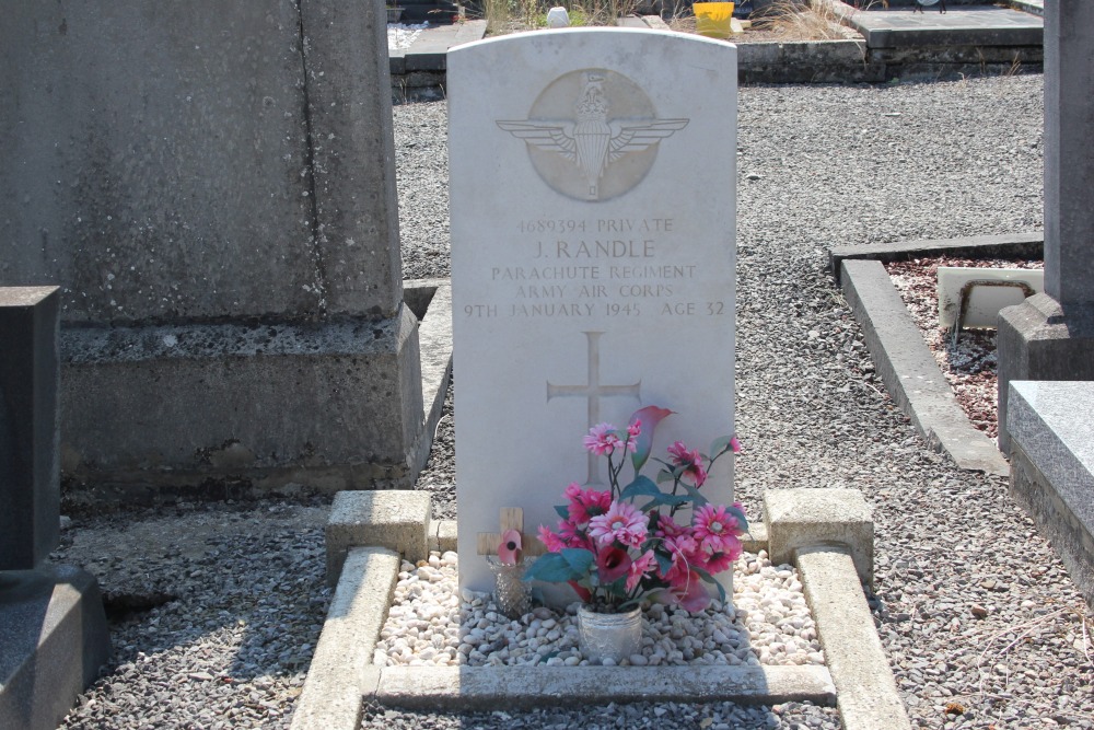 Commonwealth War Grave Rochefort, Belgium #3