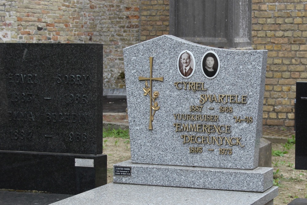 Belgian Graves Veterans Izenberge #2
