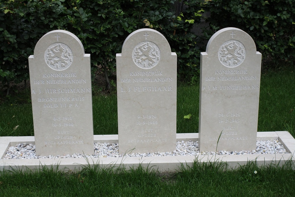 Nederlandse Oorlogsgraven R.K. Begraafplaats St. Laurentius #4