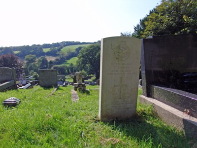 Commonwealth War Graves St. Martin Churchyard Extension