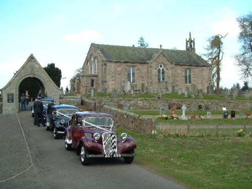 Commonwealth War Graves Kinclaven Parish Churchyard