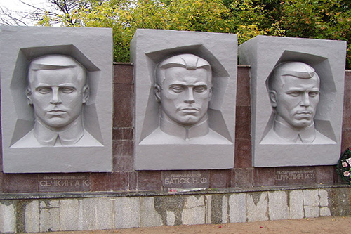 Sovjet  Oorlogsbegraafplaats Gora Artema #2