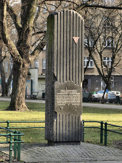 Monument Slachtoffers Concentratiekampen #1
