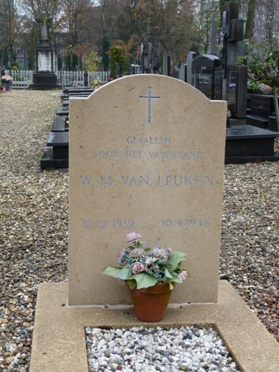 Dutch War Grave Weert #2