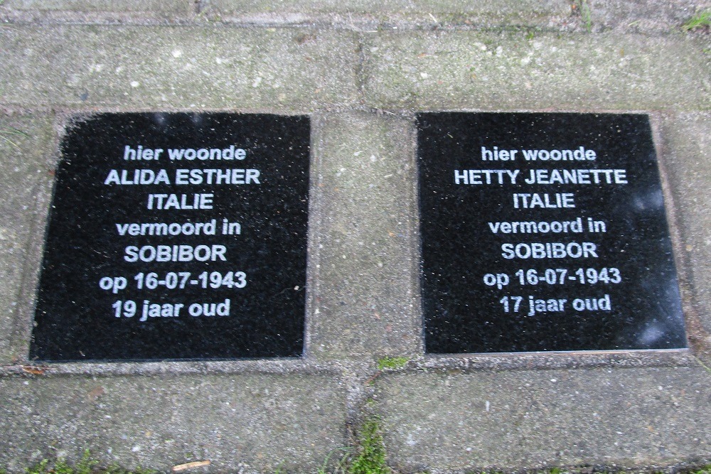 Memorial Stones Paulus Potterstraat 11 #3