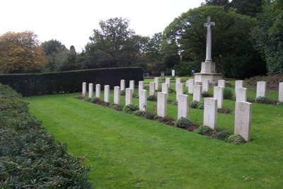 Commonwealth War Graves Mill Hill Cemetery