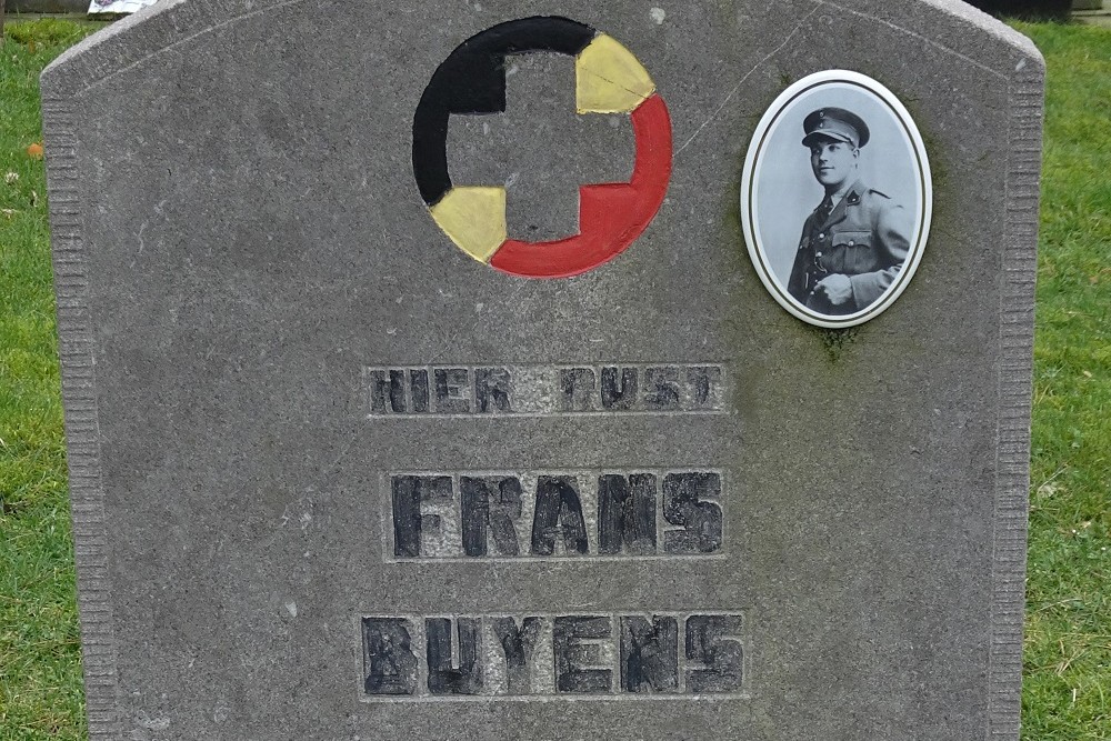 Belgische Graven Oudstrijders Lichtaart #3