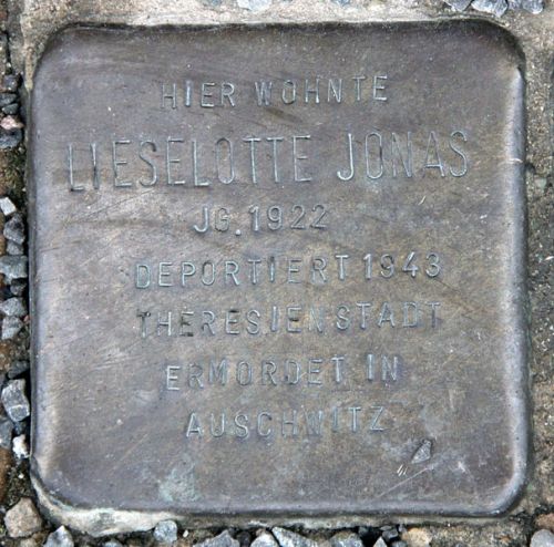 Stolpersteine Annenstrae 8a #3