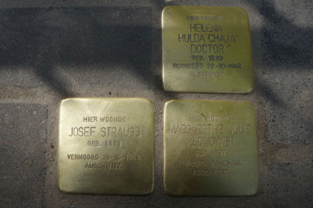 Stolpersteine Betuwestraat 12a