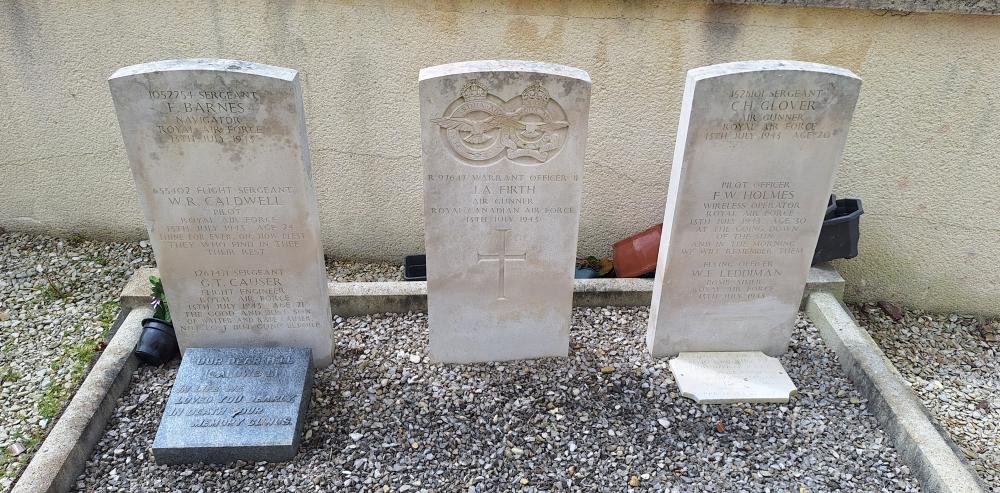 Oorlogsgraven van het Gemenebest Saint-Oulph #5