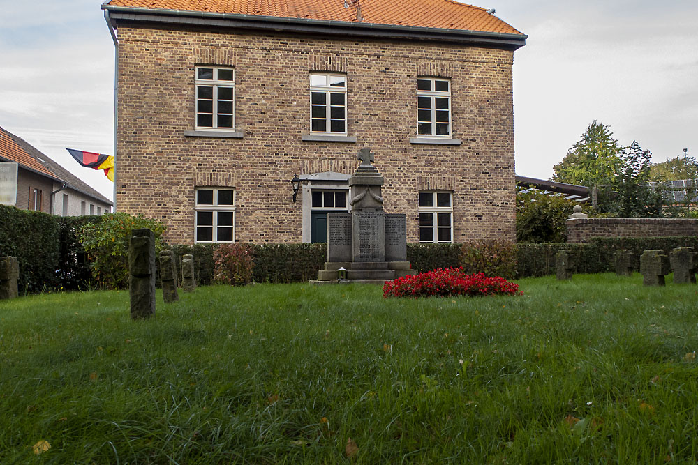 Duitse Oorlogsgraven en Monument Hottorf