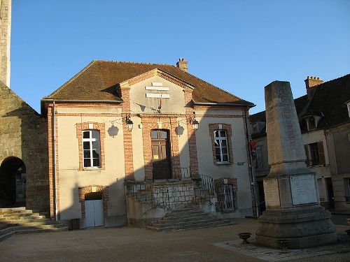 Oorlogsmonument Donnemarie-en-Montois